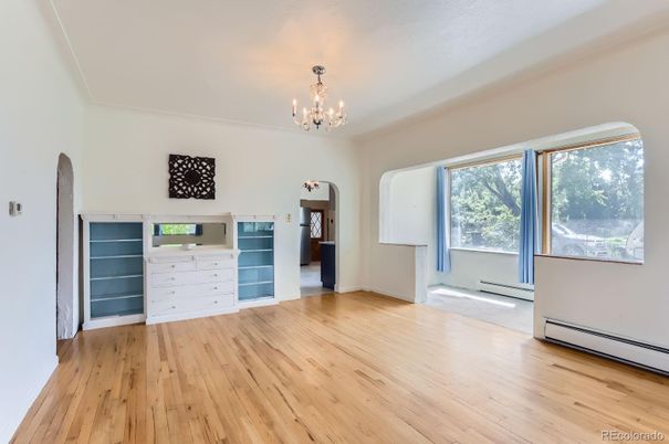 Chandelier, Empty room, Interior, Wood Texture Flooring