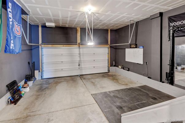 Garage, Interior