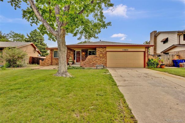 Attached, Exterior, Facade, Brick Facade, Ranch