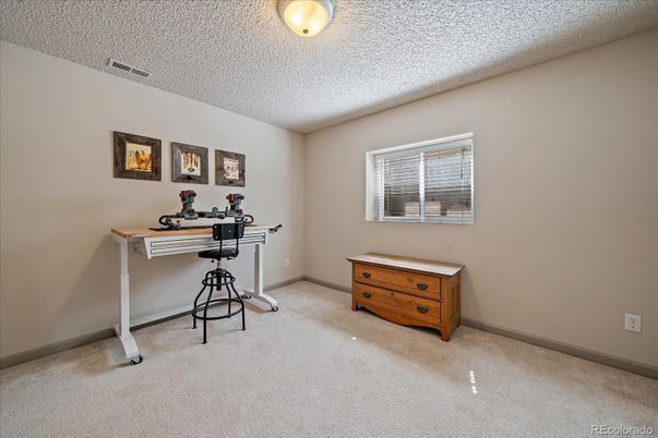 Home Office, Interior