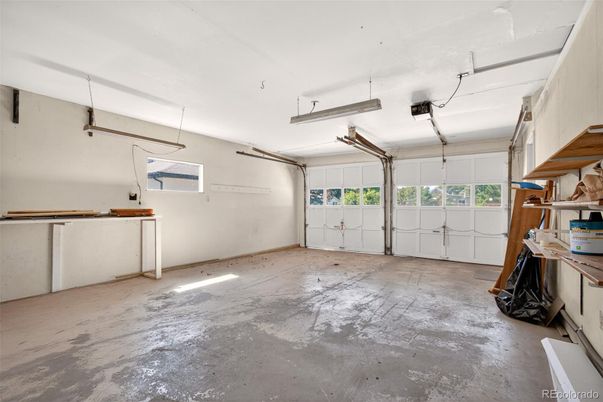 Garage, Interior