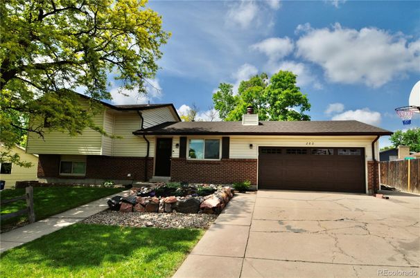 Attached, Exterior, Facade, Brick Facade, Split Level