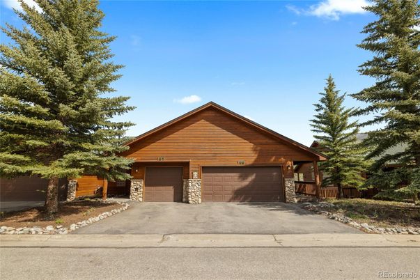 Attached, Exterior, Facade, Log Home