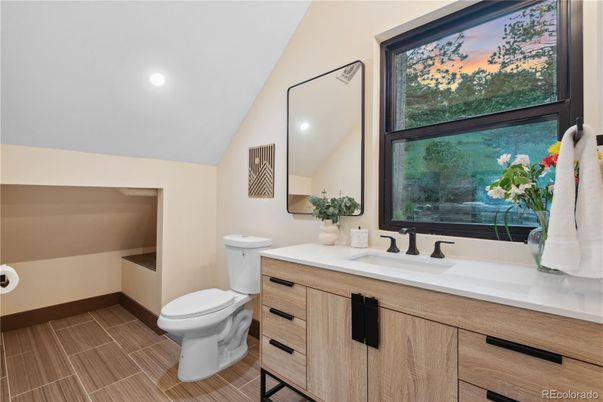Bathroom, Interior, Recessed Lighting, Wood Texture Flooring