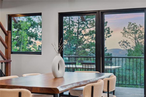 Dining room, Interior