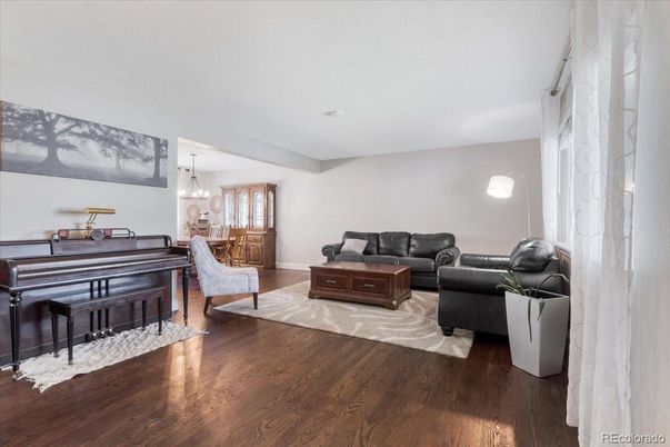 Chandelier, Interior, Living room, Pendant Lights, Piano, Wood Texture Flooring