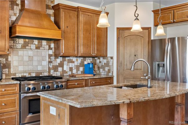Interior, Kitchen, Pendant Lights, Stainless Steel Appliances