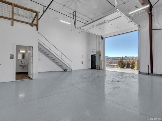 Garage, Interior, Marble
