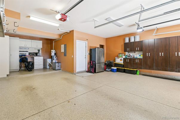 Garage, Interior