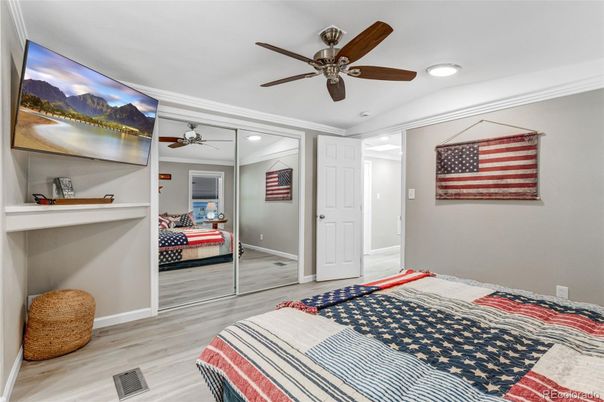 Bedroom, Interior, Recessed Lighting, Wood Texture Flooring
