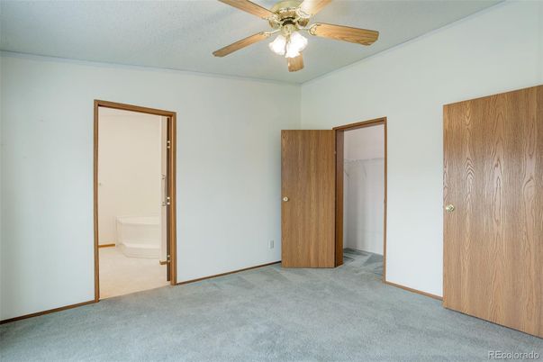 Bathroom, Empty room, Interior