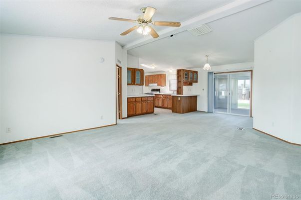 Chandelier, Empty room, Interior, Kitchen