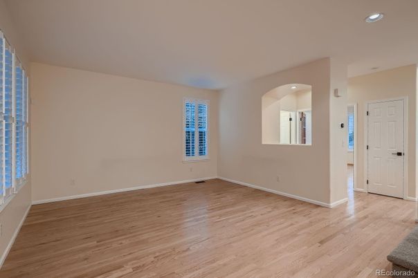 Empty room, Interior, Recessed Lighting, Wood Texture Flooring