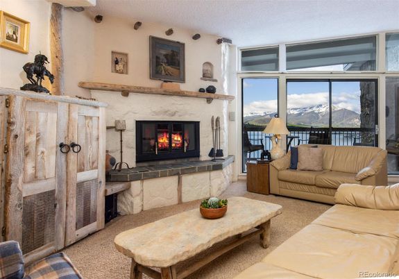 Fireplace, Interior, Living room