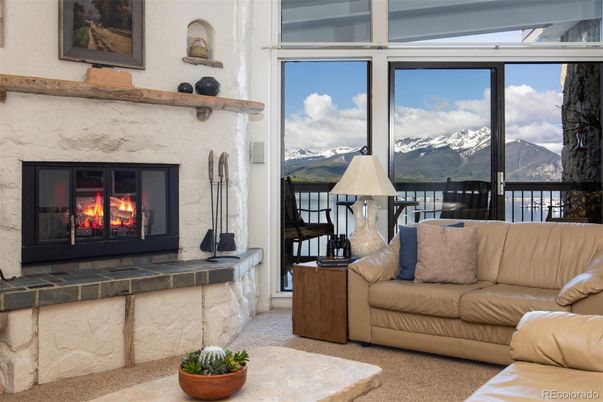 Fireplace, Interior, Living room