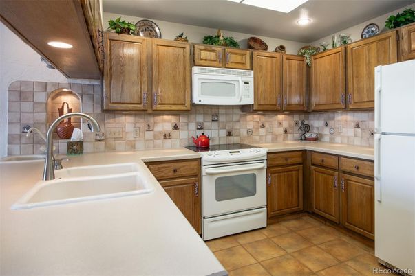 Interior, Kitchen, Recessed Lighting
