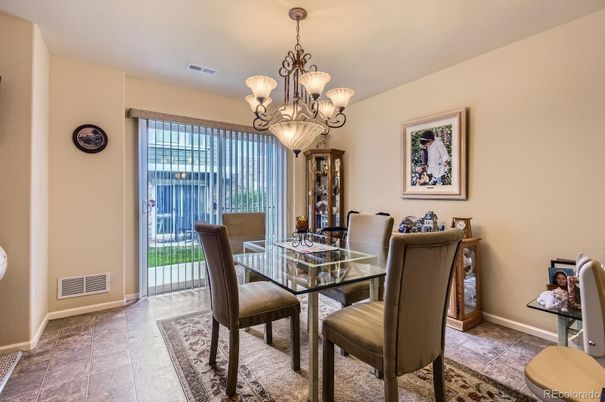 Chandelier, Dining room, Interior
