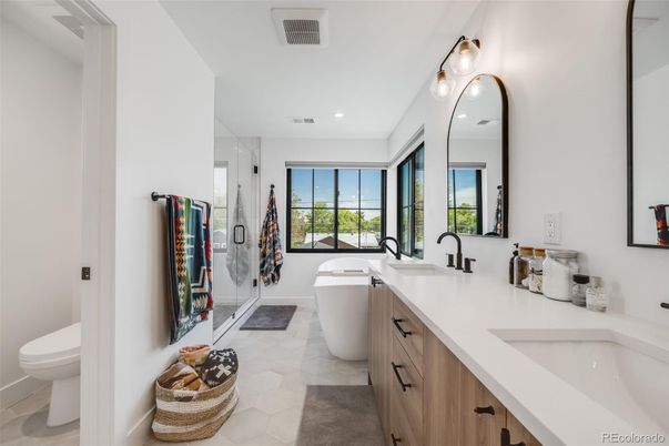 Bathroom, Dual Sink Vanities, Free Standing Baths, Glass Shower, Interior, Recessed Lighting