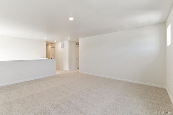 Empty room, Interior, Recessed Lighting