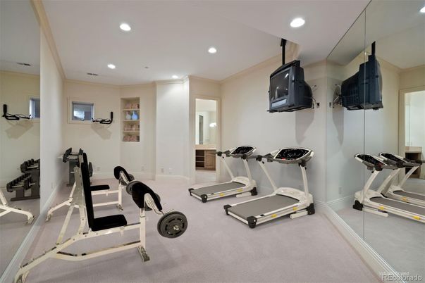 Fitness Equipment, Interior, Recessed Lighting