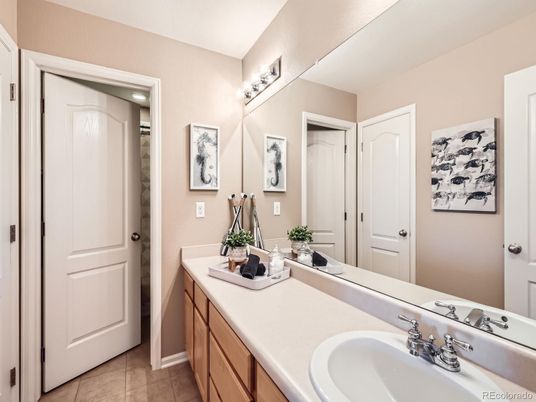 Bathroom, Dual Sink Vanities, Interior