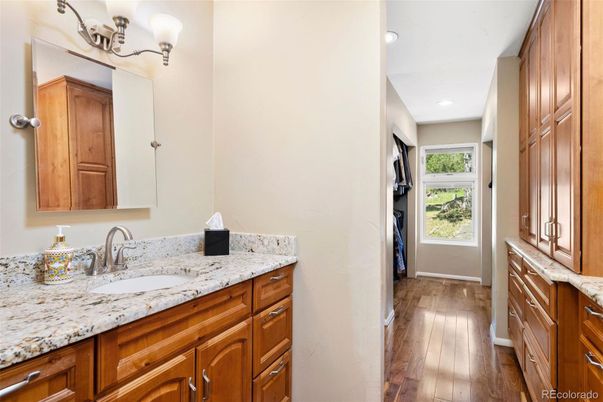 Bathroom, Interior, Recessed Lighting, Wood Texture Flooring