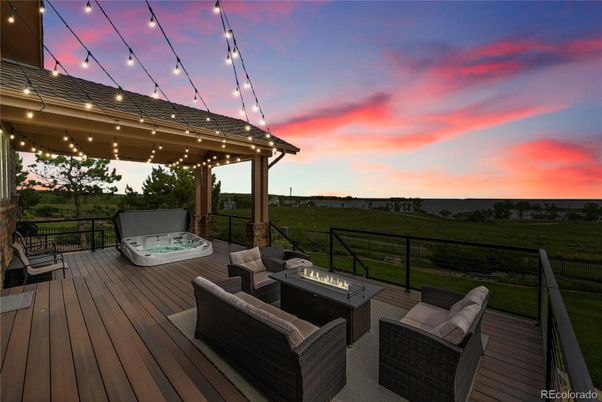 Exterior, Hot Tub