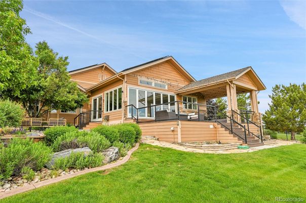Backyard, Exterior, Facade, Log Home