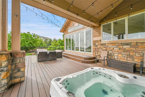 Exterior, Hot Tub