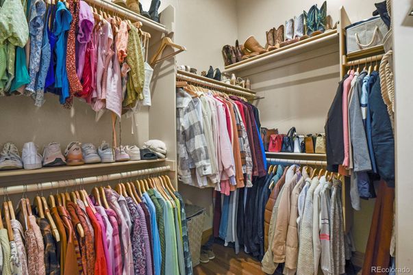 Interior, Walk-in Closets, Wood Texture Flooring