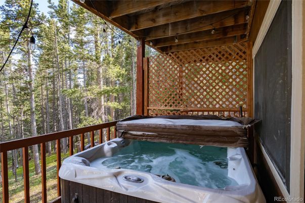Exterior, Hot Tub