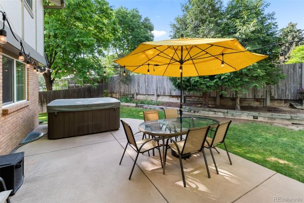 Exterior, Hot Tub