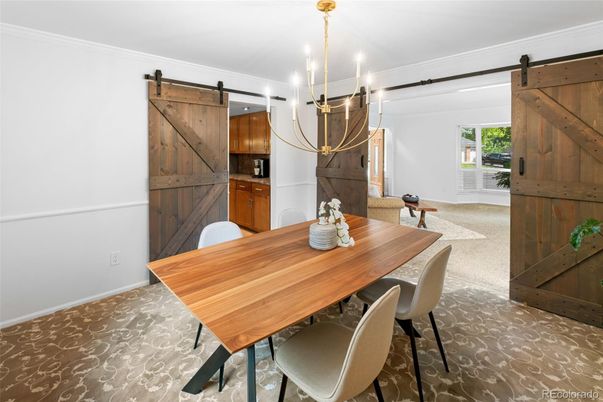 Dining room, Interior, Pendant Lights