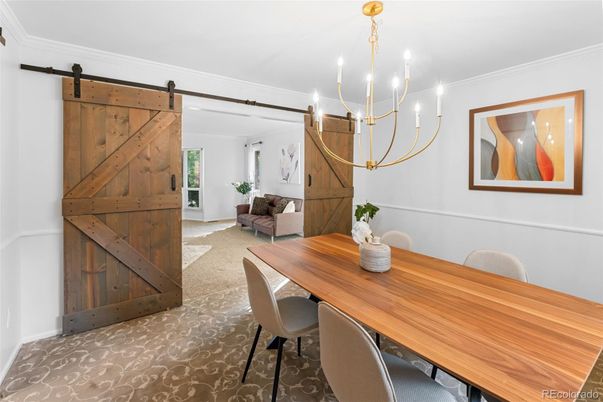Chandelier, Dining room, Interior