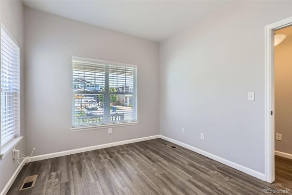 DE Listing image placeholder