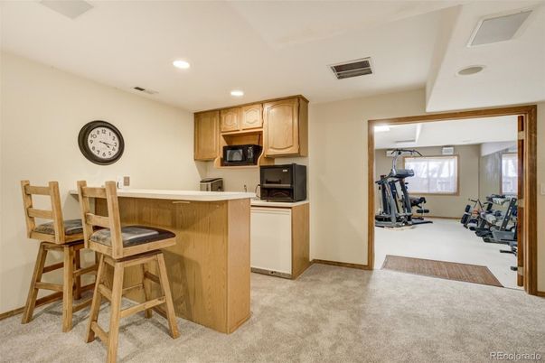 Fitness Equipment, Interior, Recessed Lighting