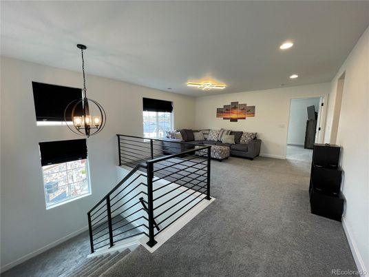 Interior, Living room, Pendant Lights, Recessed Lighting