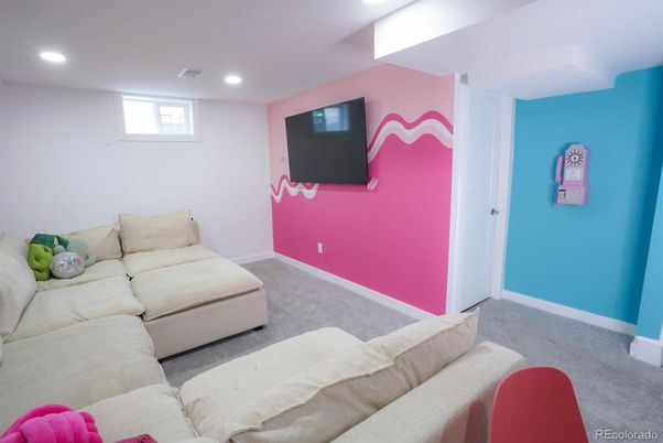 Interior, Living room, Recessed Lighting