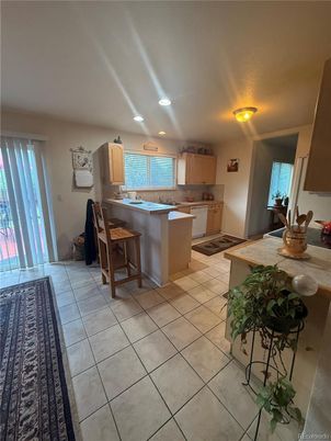 Dining room, Interior, Kitchen, Recessed Lighting