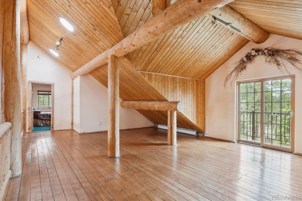 Empty room, Interior, Wooden Beams, Wooden Ceilings, Wood Texture Flooring, Wooden Walls