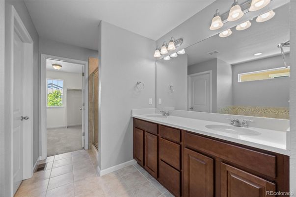 Bathroom, Dual Sink Vanities, Interior