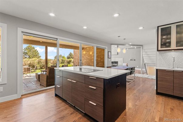 Dining room, Interior, Kitchen, Pendant Lights, Recessed Lighting, Wood Texture Flooring