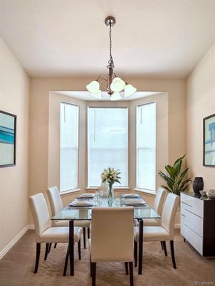 Chandelier, Dining room, Interior