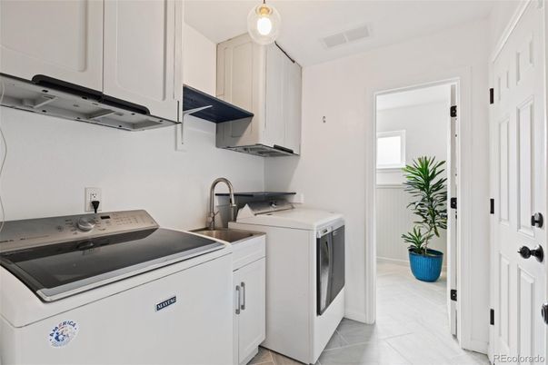 Interior, Washer