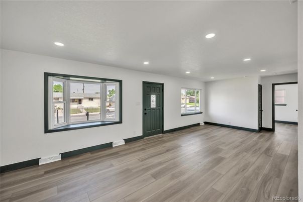 Empty room, Interior, Recessed Lighting, Wood Texture Flooring