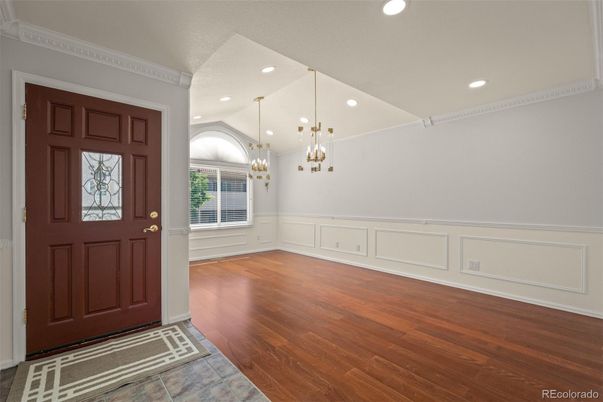 Chandelier, Empty room, Interior, Pendant Lights, Recessed Lighting, Wood Texture Flooring