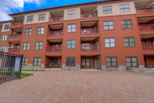 Exterior, Facade, Condo Building