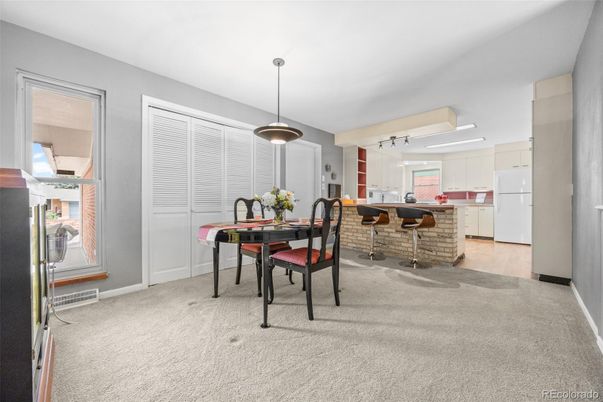 Dining room, Interior, Kitchen, Pendant Lights