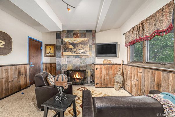 Fireplace, Interior, Living room