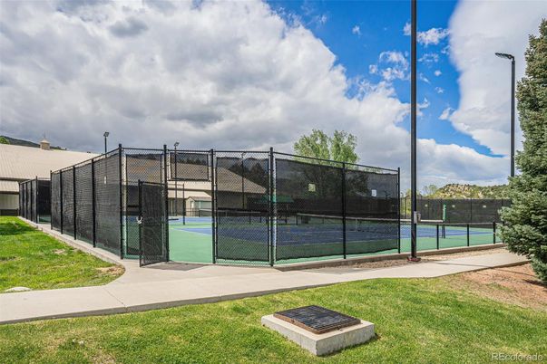 Exterior, Tennis Courts